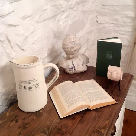 House Bed & Breakfast