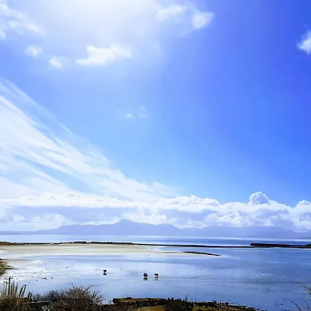 House Bed & Breakfast 3*