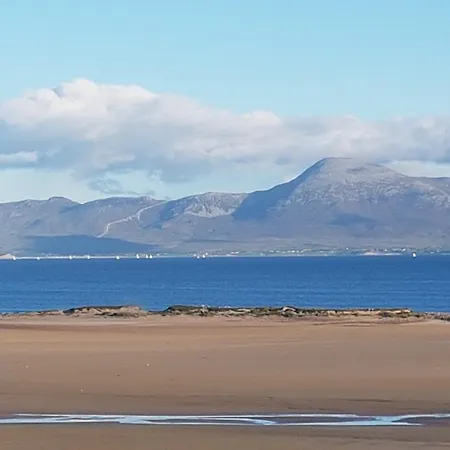 House Bed and Breakfast