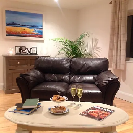 House Bed & Breakfast 3*