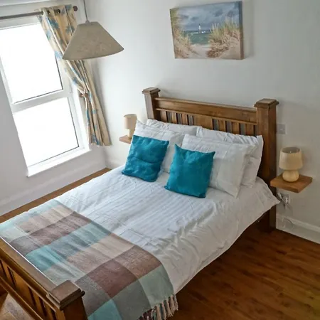 Bed & Breakfast House