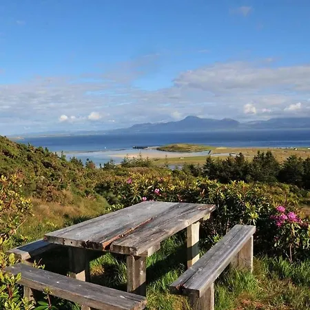 Bed & Breakfast House 3*